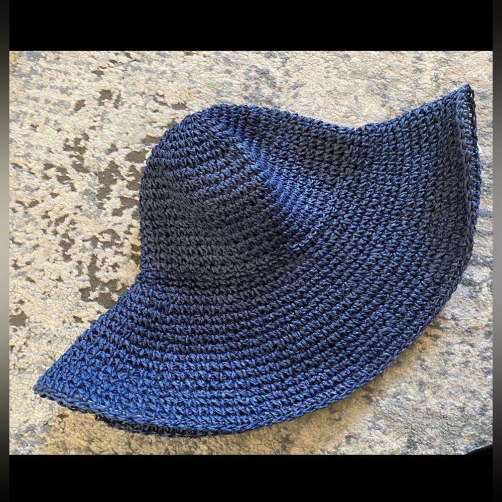 Women’s Navy Blue Sun Hat- New!